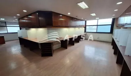 SE VOCÊ PROCURA UM ESPAÇO PRONTO PARA IMPULSIONAR SEU NEGÓCIO, ESTA SALA COMERCIAL AMPLA É A ESCOLHA