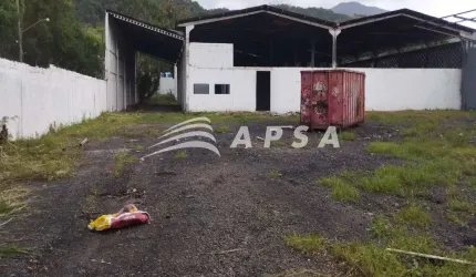 EXCELENTE TERRENO, COM 2 GALPÕES, PARA ALUGUEL. O IMÓVEL ESTÁ LOCALIZADO NA AVENIDA BRASIL, 35860, G