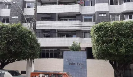 LINDO APARTAMENTO NA PONTA VERDE. O ED. DULCE MARIA FICA NA  DURVAL GUIMARÃES AO LADO DO RESTAURANTE