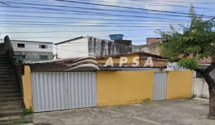 EXCELENTE CASA CONTENDO 2  QUARTOS, 1BANHEIRO SOCIAL, 40 METROS QUADRADOS, LOCALIZADA NO CORDEIRO, P
