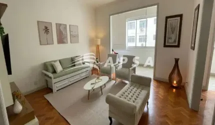 APARTAMENTO EM ÁREA NOBRE DE COPACABANA! EM LOCALIZAÇÃO PRIVILEGIADA, ESSE IMÓVEL ENCANTA PELA ELEGÂ