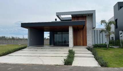 Linda casa nova no condominio Águas do Atlântico