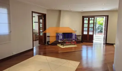 VENDE - ALTO PADRÃO - APTO 250,00 M² -  4 DORM 3 SUÍTES - 4 VGAS - MORUMBI