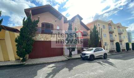 Sobrado à venda no bairro Vila Aparecida - Taubaté/SP