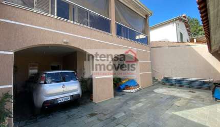Sobrado à venda no bairro Loteamento Residencial Colinas - Taubaté/SP