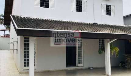 Sobrado à venda no bairro Loteamento Parque das Fontes - Tremembé/SP
