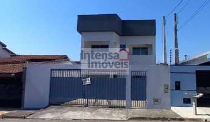 Sobrado à venda no bairro Vitória Vale III - Pindamonhangaba/SP