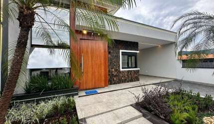 Casa com 3 quartos à venda na Jacinto Manoel do Nascimento, 1, Potecas, São José por R$ 1.100.000
