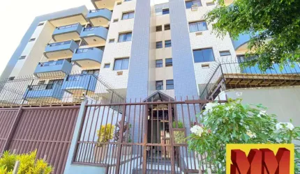 Apartamento em condomínio com piscina e perto da Praia