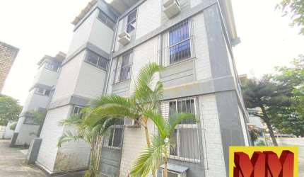 Apartamento no Braga em Cabo Frio com 2 Quartos