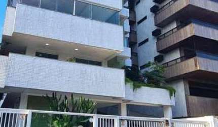 Cobertura Duplex na Praça da Bandeira em Cabo Frio