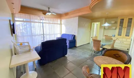 Apartamento bem amplo a poucos metros da Praia do Forte
