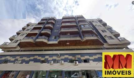 Apartamento com 3 quartos, próximo à praia do Forte em Cabo Frio