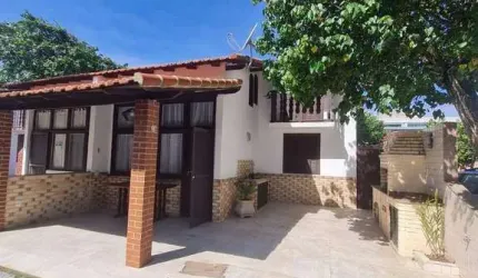Excelente imóvel reformado a poucos metros da Praia do Peró, em Cabo Frio!