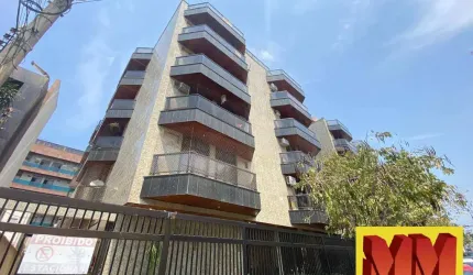 Apartamento amplo e bem localizado na Passagem em Cabo Frio