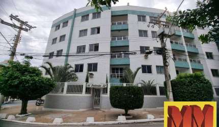 Apartamento com 2 Quartos na quadra da Praia do Forte