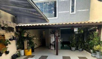Casa Independente de Alto Padrão com Piscina – Bairro Portinho