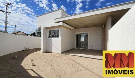 Casa Térrea e Independente no Bairro Vila do Peró - Cabo Frio