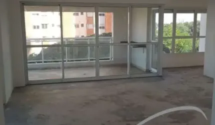 APARTAMENTO 142 M2, 3 SUITES, DEPENDENCIA DE EMPREGADA, VILA YARA, PROXIMO AO CAMPO DE GOLFE.