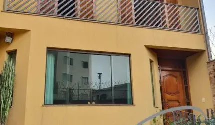 Casa para venda no bairro Jaguaribe em Osasco-SP.
