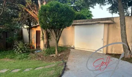 Casa Sobrado 2 dormitórios, área útil 156m2, área do terreno 450m2, Jaguaré SP Edícula, quintal.