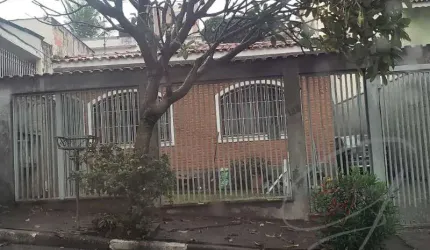 Casa terrea  à venda em Osasco-SP, Bela Vista: 2 quartos, 2 salas, 2 banheiros, 4 vagas de garagem, 164,00 m² de área.