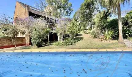 Casa residencial para Venda Granja Viana, Carapicuíba 3 dormitórios sendo 3 suítes, 3 salas, 3 banheiros 450,00 m² construída, 1.642,50 m² terreno