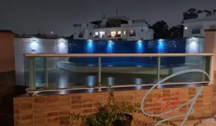 Cobertura de 240m² à venda na Vila São Francisco, São Paulo.