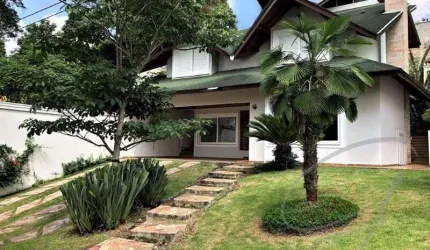 Casa residencial para Venda Parque Nova Jandira, Jandira 3 dormitórios sendo 1 suíte, 3 salas, 2 banheiros, 2 vagas 281,51 m² construída, 390,00 m² terreno