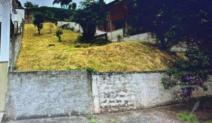 Terreno com 557 M2 no Parque dos Princípes - SP localizado Rua Paulo Machado Carvalho s/n, testada 17,00, fundos 9,50, lateral 43,00 M2.
