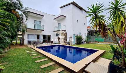Casa para Venda em Camaçari, Itacimirim (Monte Gordo), 4 dormitórios, 4 suítes, 5 banheiros, 4 vagas
