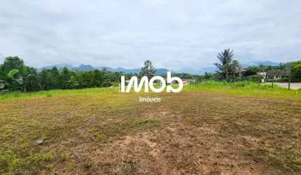 Terreno de 1.221 m2, centro de Corupá