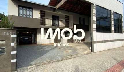 Casa com 3 Quartos À venda, bairro Tifa Martins