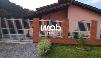 Casa com 3 quartos, Jaraguá 99