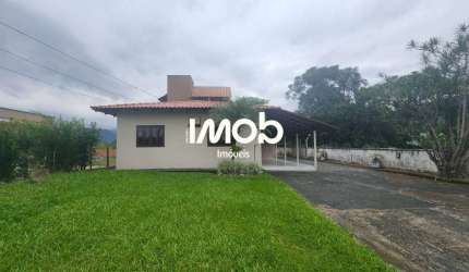 Casa Semimobiliada com 1 Suíte + 2 Quartos, Schroeder