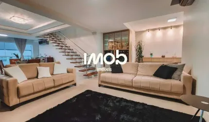 Duplex com 3 Suítes, Amizade
