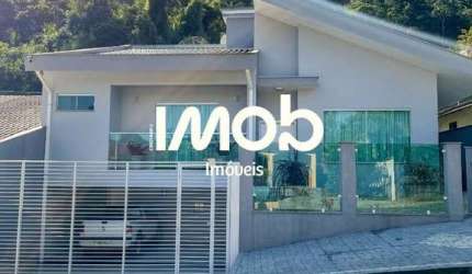 Casa Mobiliada com 1 suíte + 2 quartos, Centro de Guaramirim - SC