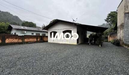 Casa com 3 Quartos, bairro Jaraguá 99