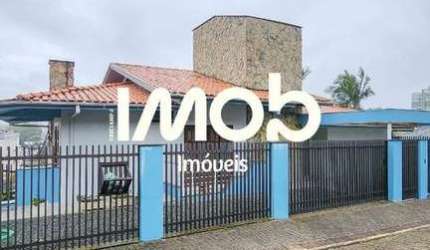 Casa com 3 suítes + 1 quarto, Barra do Rio Molha - Jaraguá do Sul
