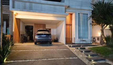 Casa em condominio fechado com 3 dormitórios à venda, 131 m² por R$ 1.500.000 - Centro - Balneário Piçarras/SC