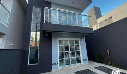 Sobrado com 2 Suítes a 250 Metros da Praia – Locação Anual em Barra Velha