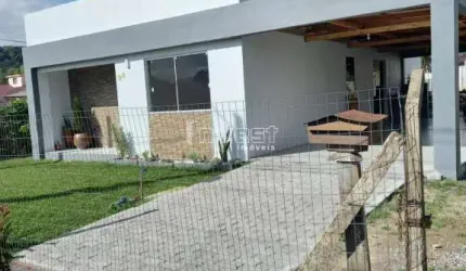 Casa Esquina a venda em Santa Cruz do Sul