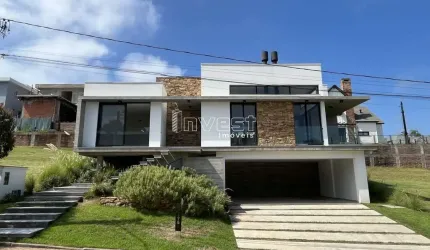 Casa à venda em Condomínio Fechado em Santa Cruz do Sul - RS