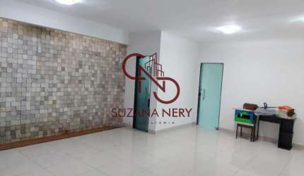 Casa à venda em Capim Macio com 4 quartos