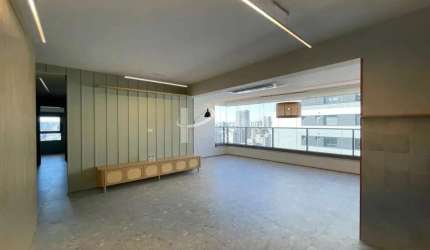 Apartamento novo semi-mobiliado, 131 m2, Alto Padrão, 3 suítes, 3 vagas, para venda, Brooklin.
