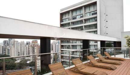Flat à venda com serviço completo, localizado em um dos pontos mais nobres de São Paulo na região da