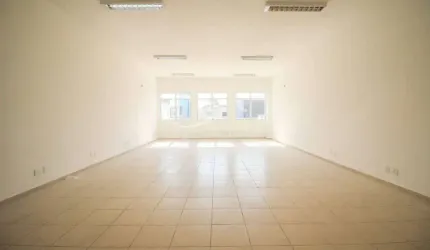 Salão comercial para locação na Av. conselheiro Carrão- 450 m²