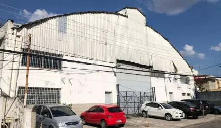 Galpão 1.080 m2 pé direito 10 mts 5 wc APROVADO PROJETO PARA TORRE 13 ANDARES S à venda Vila Gumer