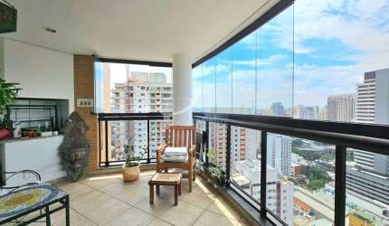 Apartamento, 173 m², Varanda Gourmet, 4 quartos sendo 3 suítes, 4 vagas, à Venda em Perdizes.