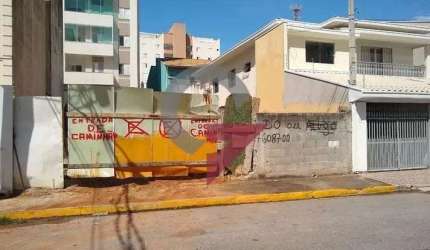 Terreno à venda no Lavadouro de Areia, Taubaté  por R$ 404.255